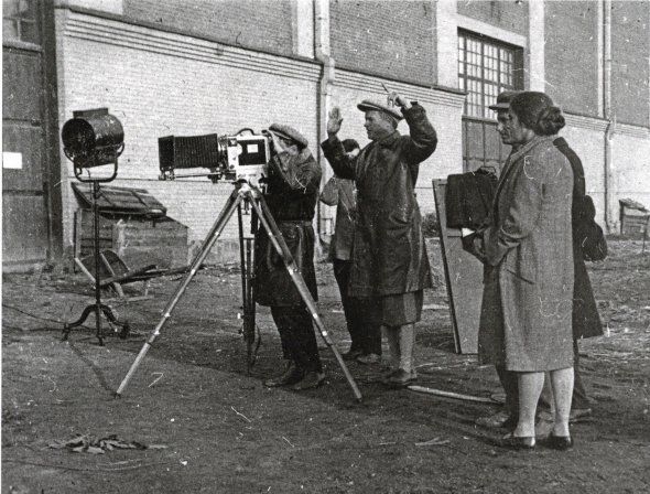 Олександр Довженко: історія українського режисера, якого відзначив Чарлі Чаплін - Фото №5