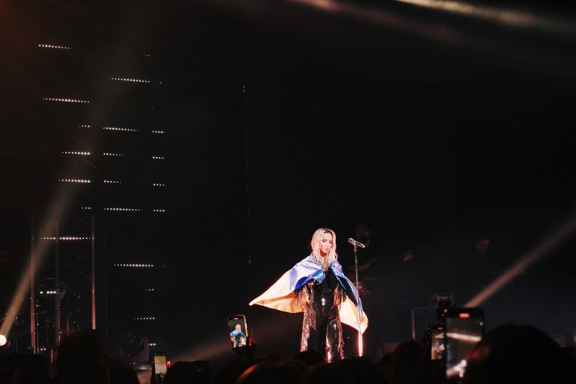 Світлана Лобода з прапором України