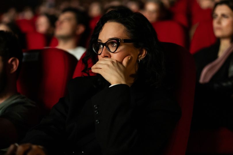 Даша Астафʼєва плаче на фільмі Антона Птушкіна