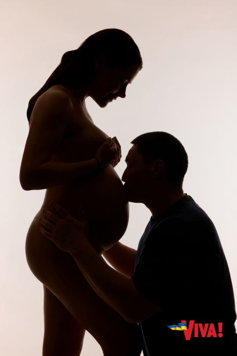 Вагітна Іванна Онуфрійчук і її чоловік Алмаз у фотосесії Viva.ua