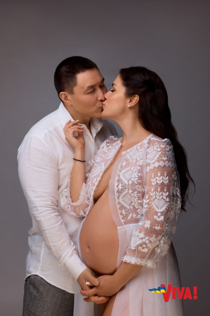 Вагітна Іванна Онуфрійчук і її чоловік Алмаз у фотосесії Viva.ua