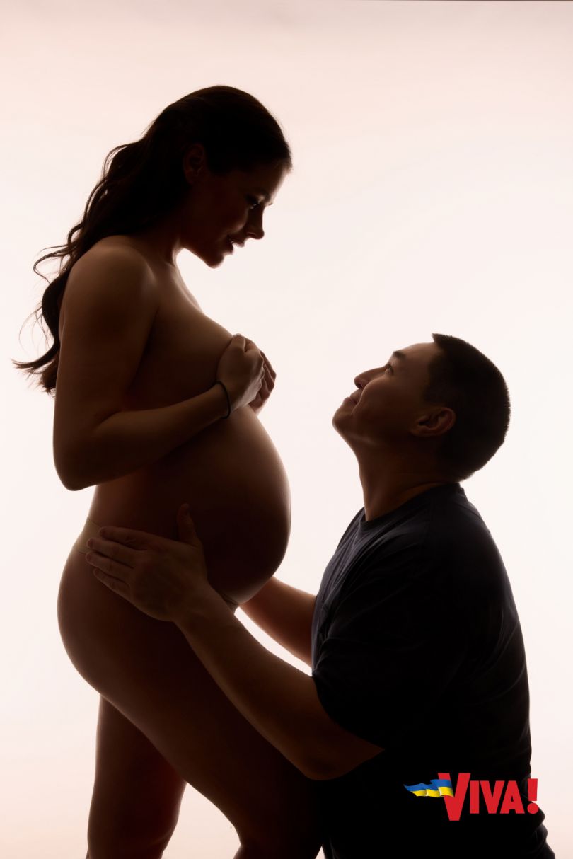 Вагітна Іванна Онуфрійчук і її чоловік Алмаз у фотосесії Viva.ua