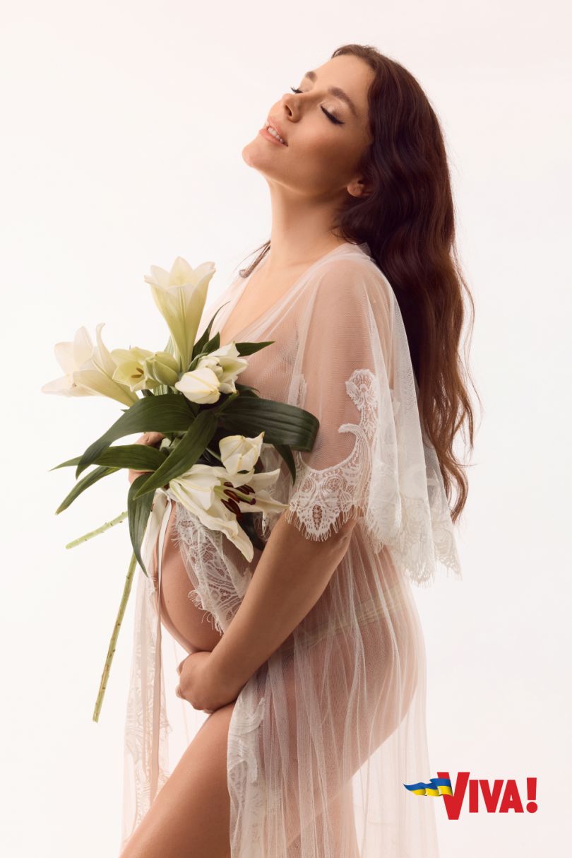 Вагітна Іванна Онуфрійчук у фотосесії Viva.ua