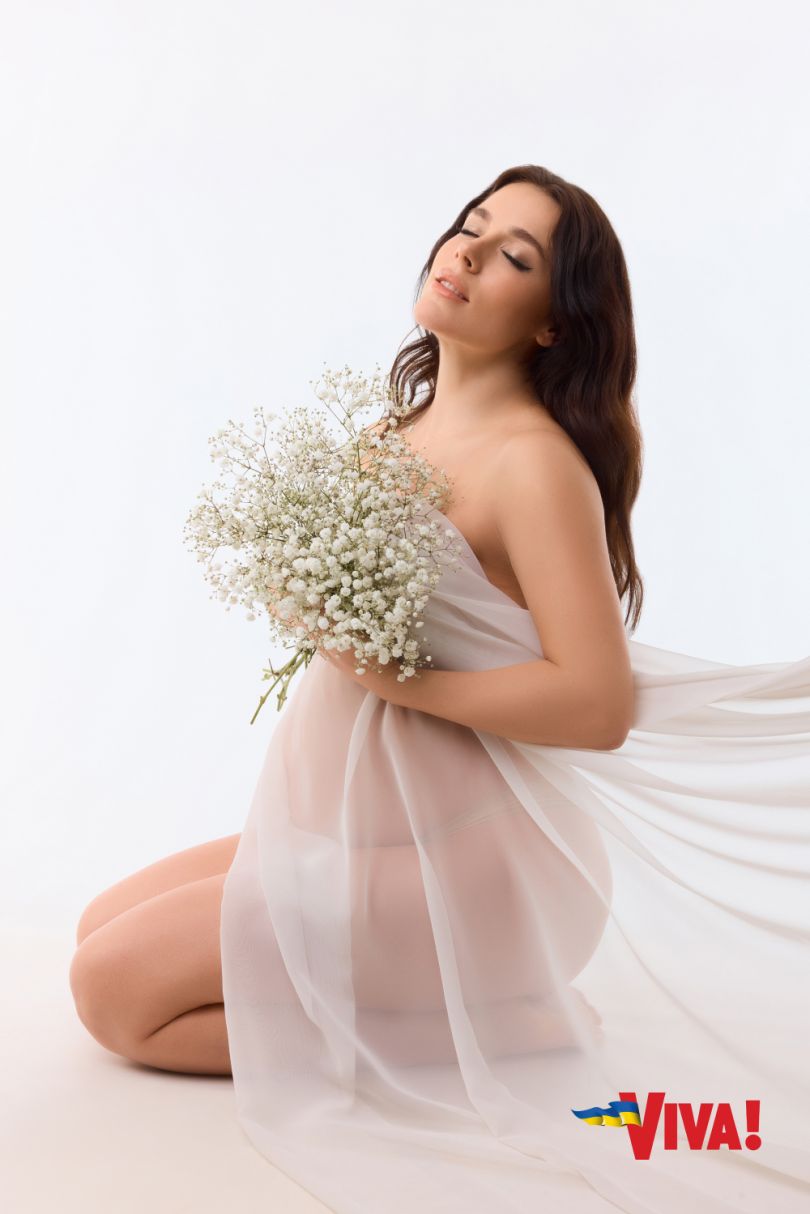 Вагітна Іванна Онуфрійчук у фотосесії Viva.ua
