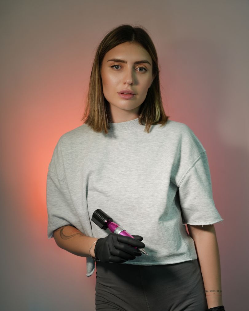 Аліна Міхалевич &mdash; майстриня, художниця, творчиня, яка перетворила тонколінійне тату на форму високого мистецтва