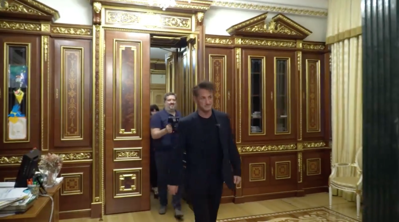 Шон Пенн приїхав у Київ