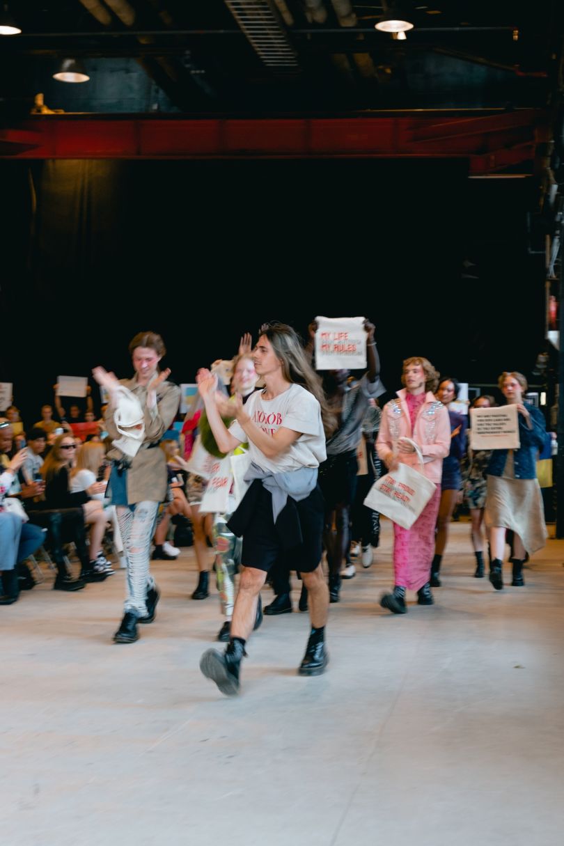 Показ Жана Гріцфельдта на Helsinki Fashion Week у Фінляндії