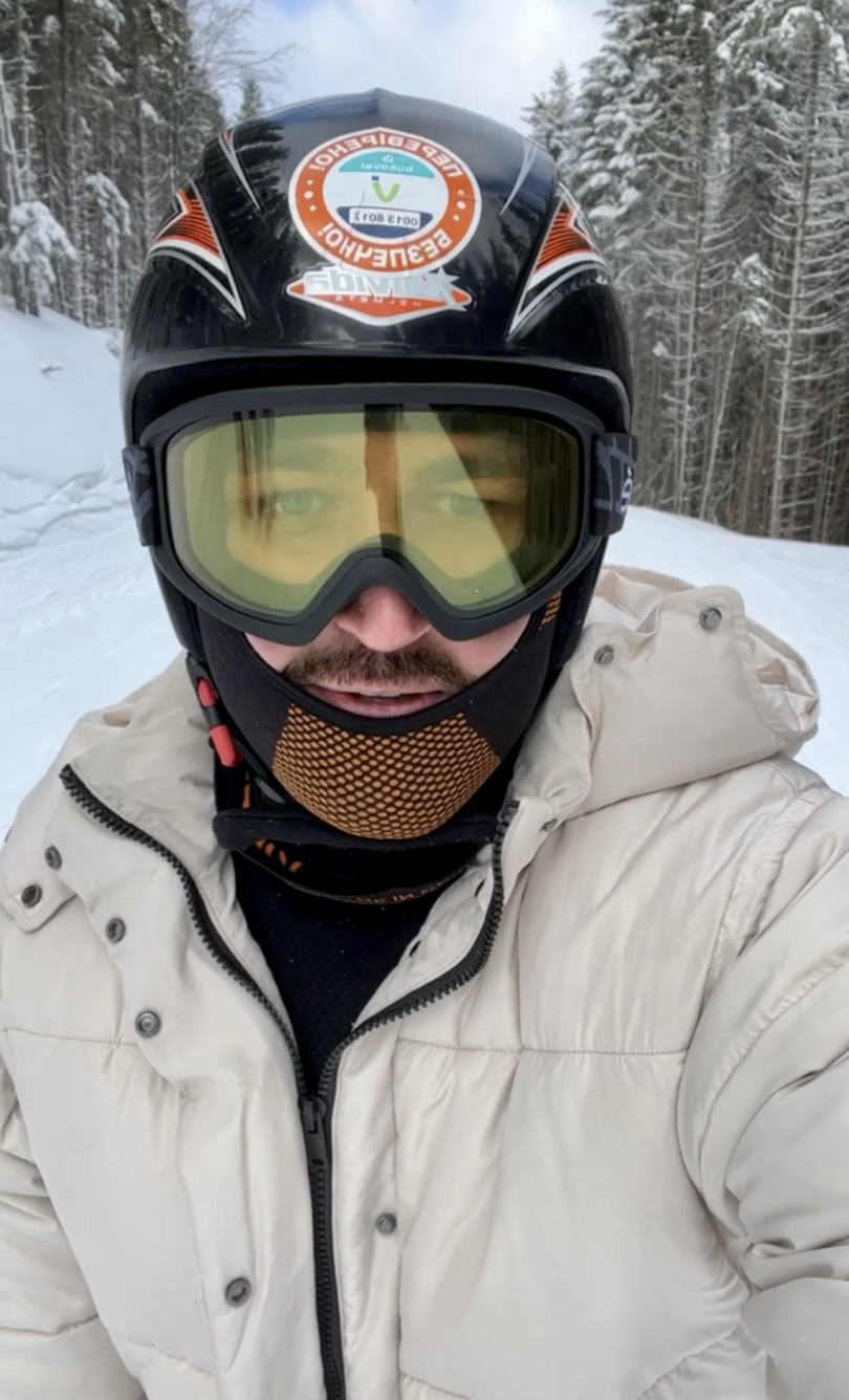 Сергій Лиховида на лижах у Буковелі