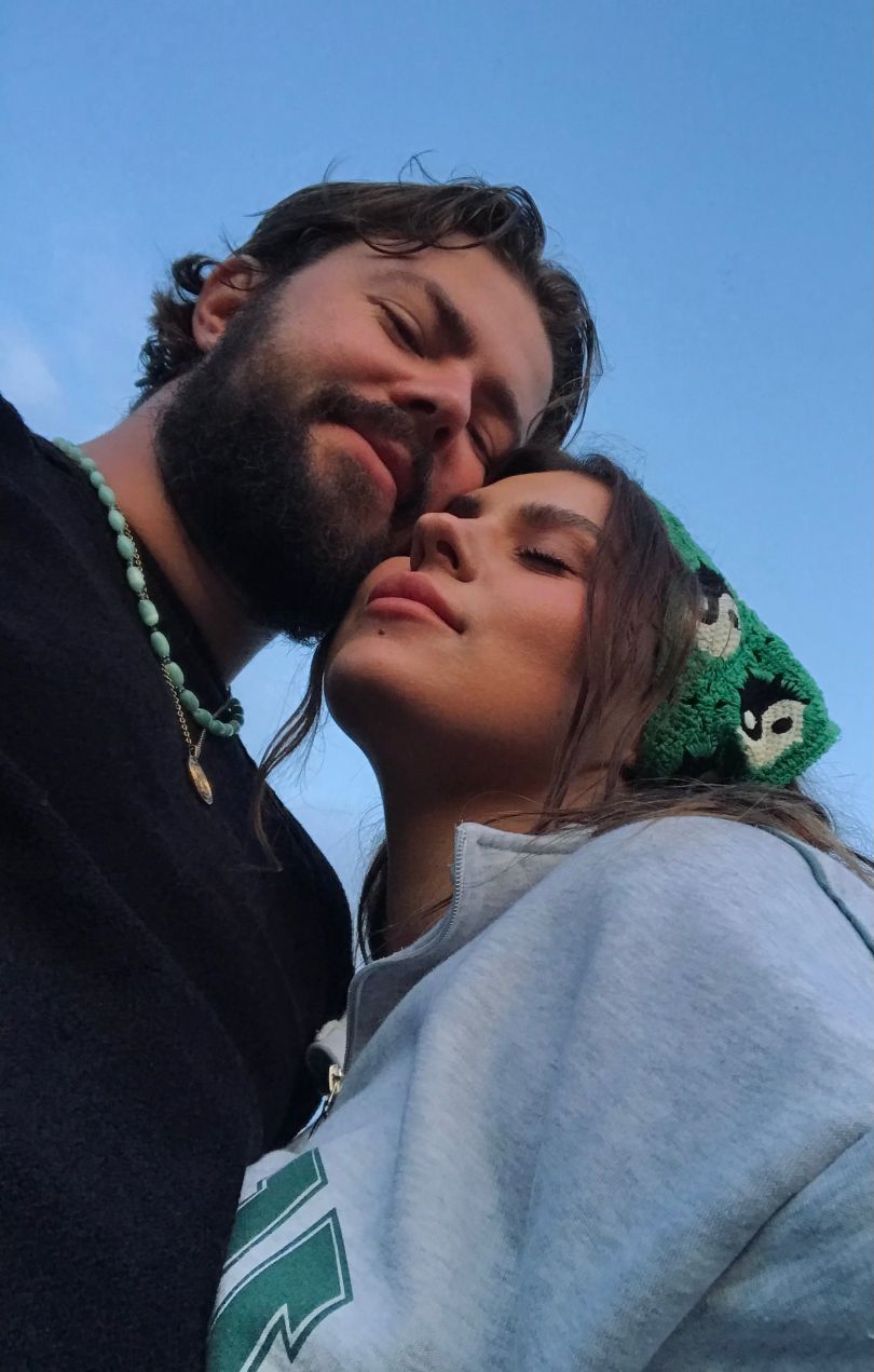 Солістка KAZKA заручилась: Олександра Заріцька виходить заміж