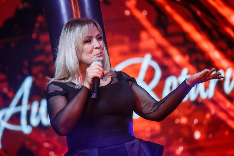 Ауріка Ротару