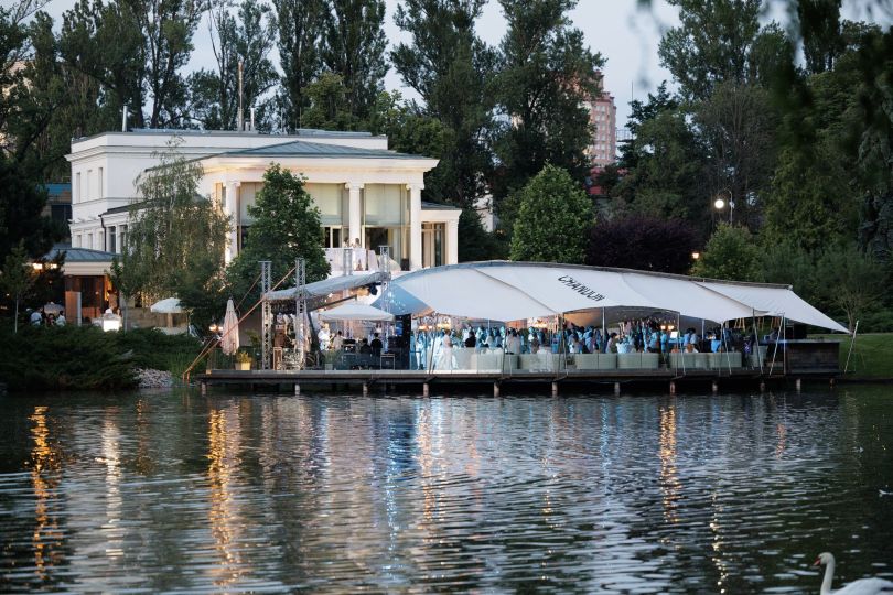 Ресторан «Прага» відсвяткував 70-річчя традиційним Балом Квітів - Фото №7