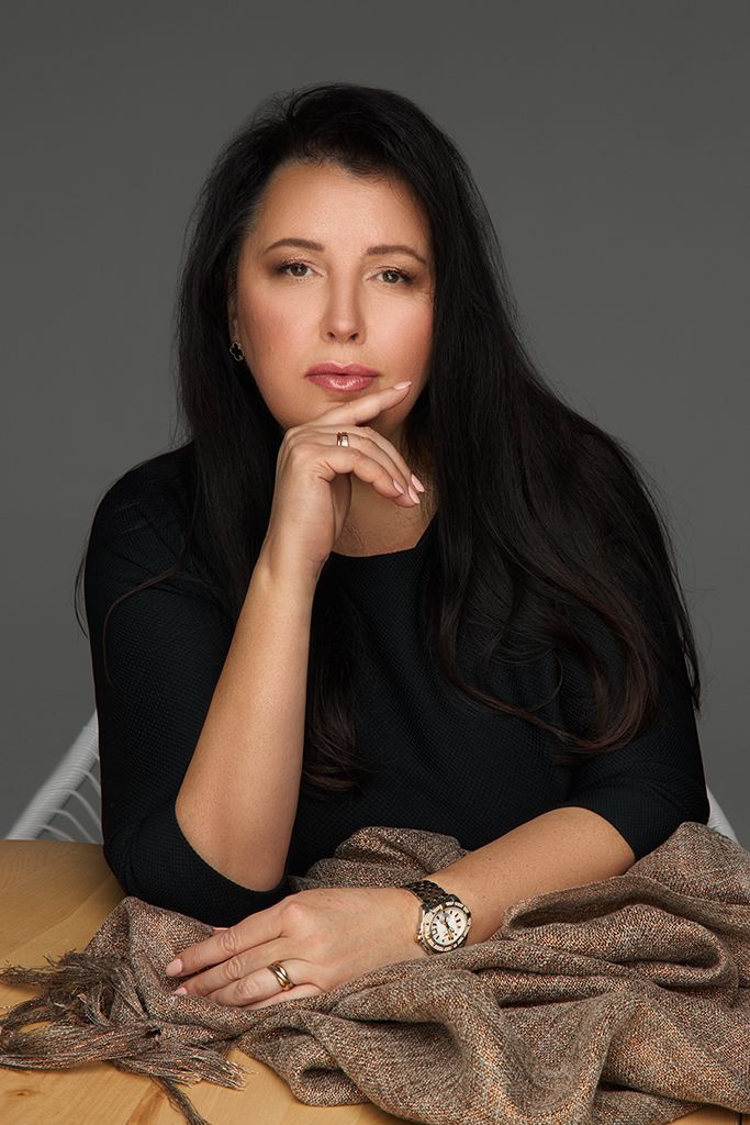 OKSANA MUKHA