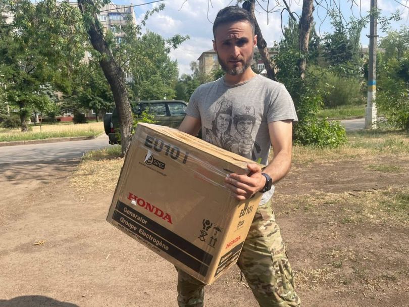 «Немає прямої відповіді»: Ігор Ласточкін розповів про родичів у Росії - Фото №1