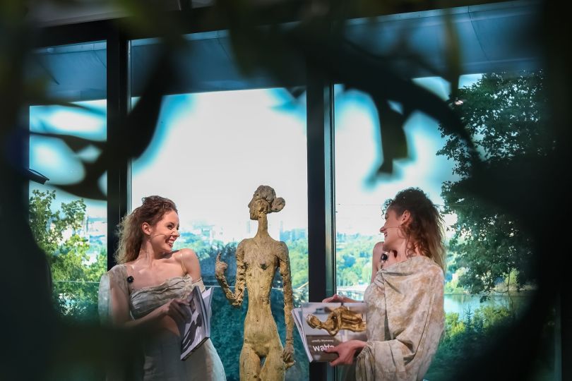 Олександр Сухоліт презентував книгу «Мій Едем» в Art Ukraine Gallery - Фото №10