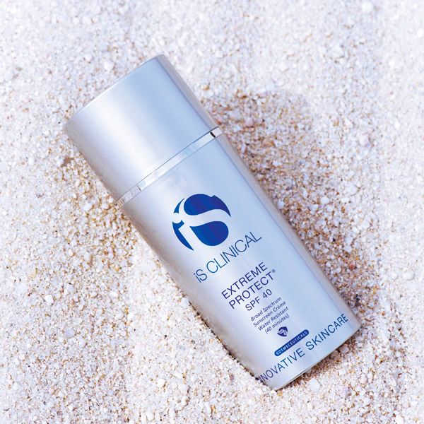 iS Clinical Extreme Protect SPF 40