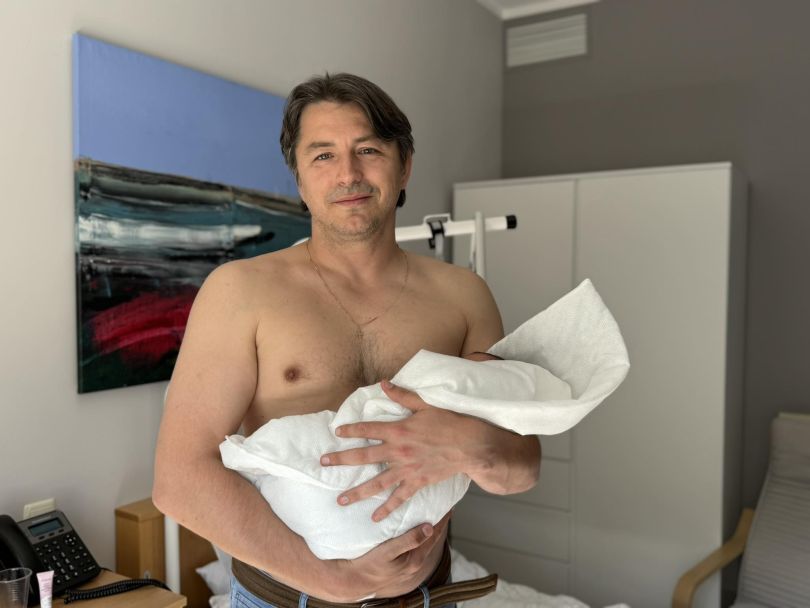 Сергій Притула показав новонародженого сина, якого вони з дружиною назвали Марко