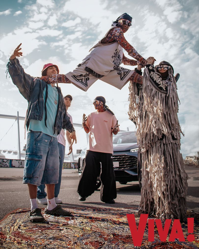 Учасники гурту Kalush Orchestra знялись у фотосесії для Viva! спільно з авто MG