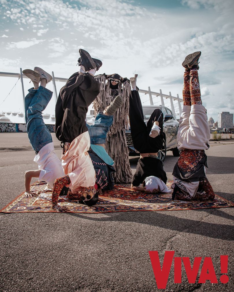 Учасники гурту Kalush Orchestra знялись у фотосесії для Viva! спільно з авто MG