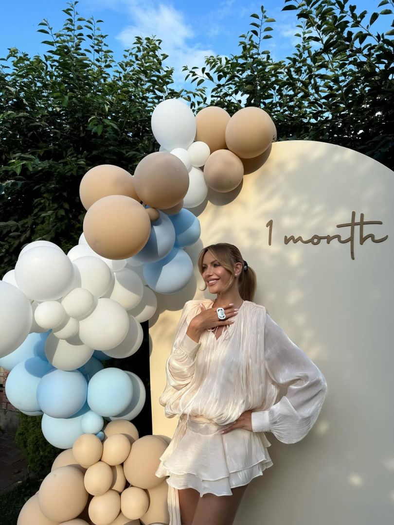 Леся Нікітюк через місяць після пологів