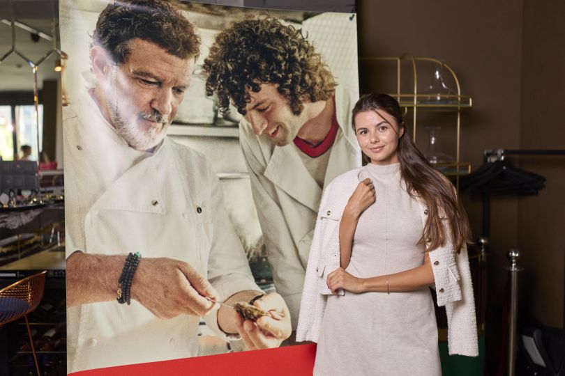 ТОНІ