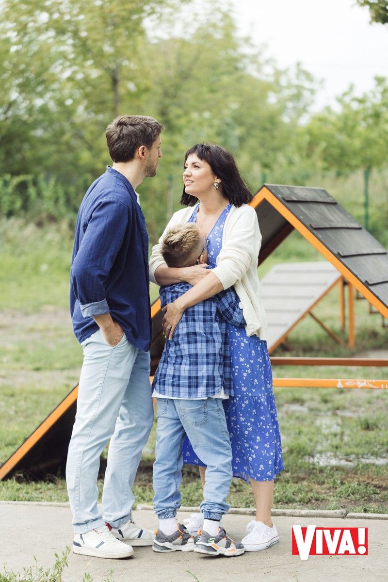 Оля Цибульська і її чоловік Сергій знялись у сімейній фотосесії для Viva!