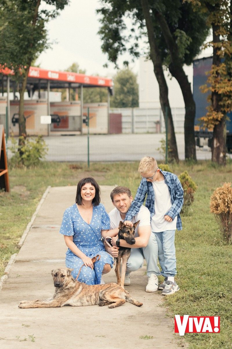 Оля Цибульська і її чоловік Сергій знялись у сімейній фотосесії для Viva!