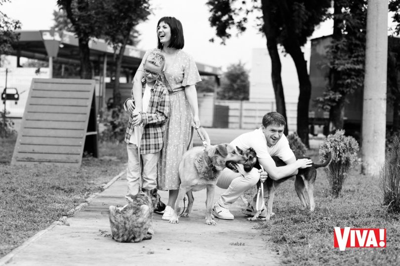 Оля Цибульська і її чоловік Сергій знялись у сімейній фотосесії для Viva!