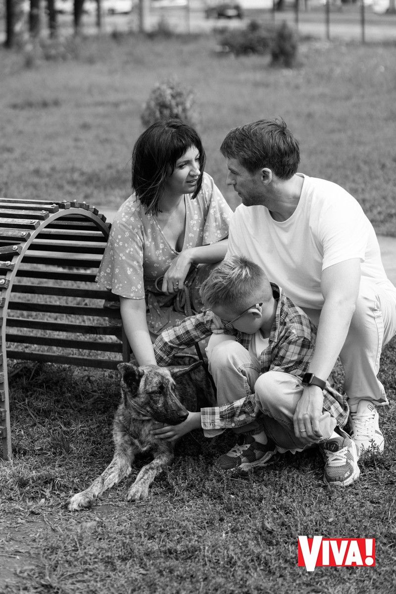 Оля Цибульська і її чоловік Сергій знялись у сімейній фотосесії для Viva!