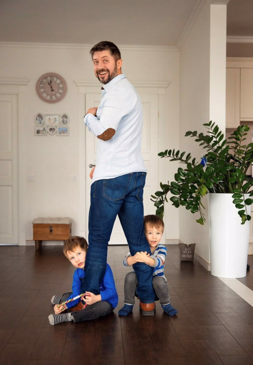 Олександр Бережок і його діти