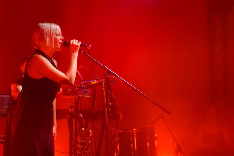 ONUKA на концерті у Лісабоні, Португалія