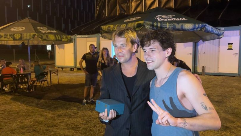 Том Оделл зустрівся з Enleo