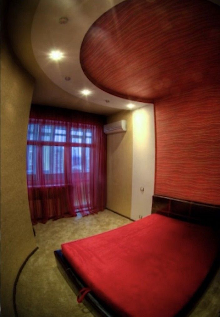 Влад Яма купил квартиру в центре Киева