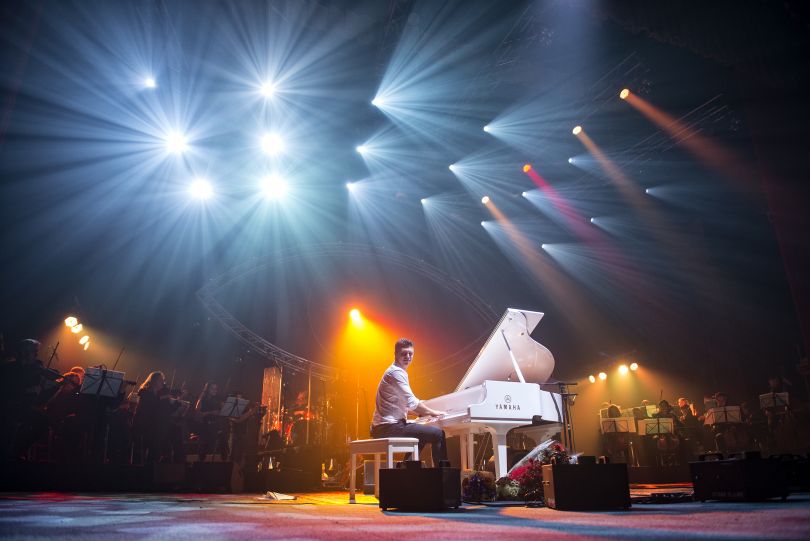 Евгений Хмара