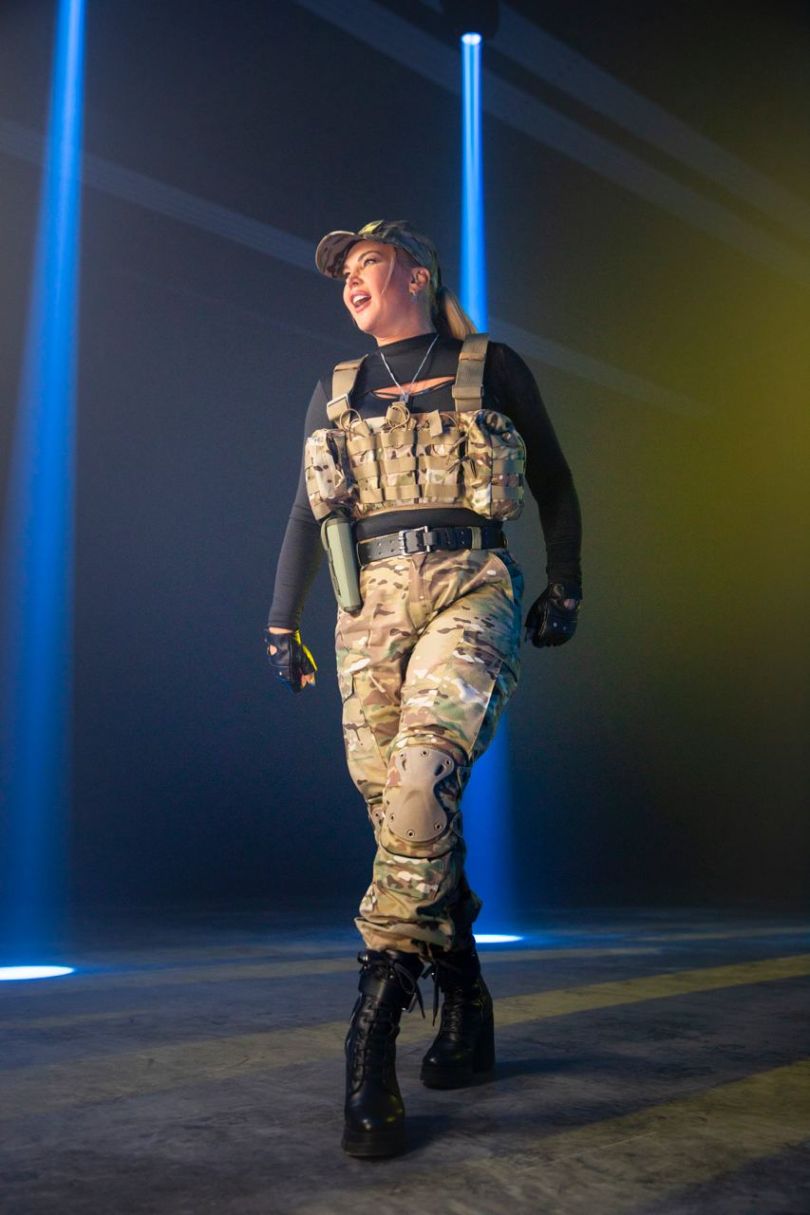 Камалія в формі ЗСУ