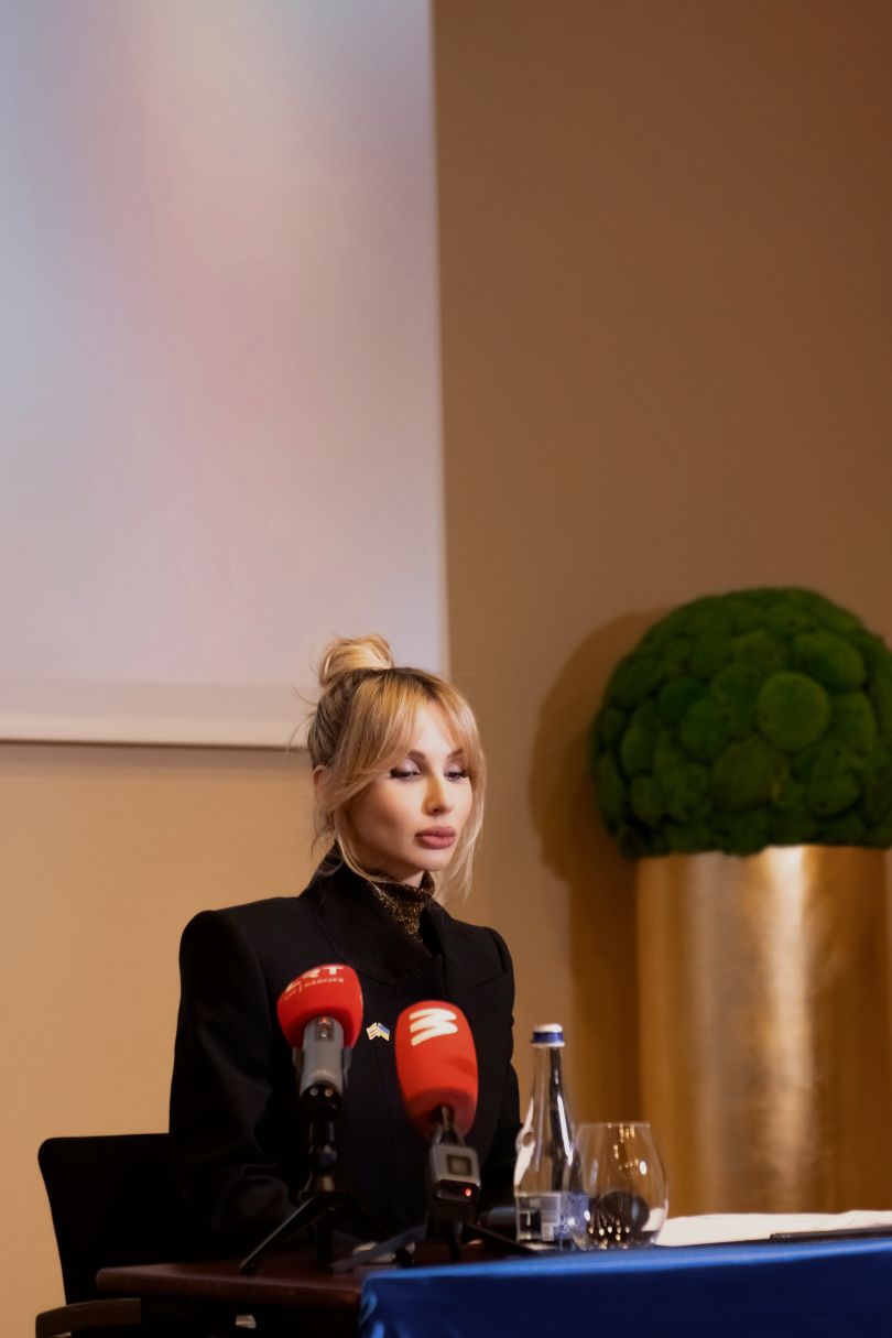 Світлана Лобода дала пресконференцію у Литві, Вільнюс