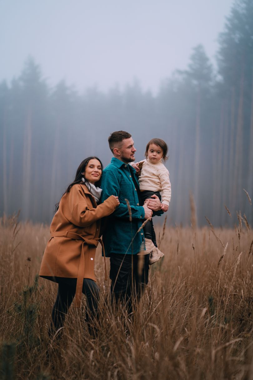 репер YARMAK з дружиною і донькою