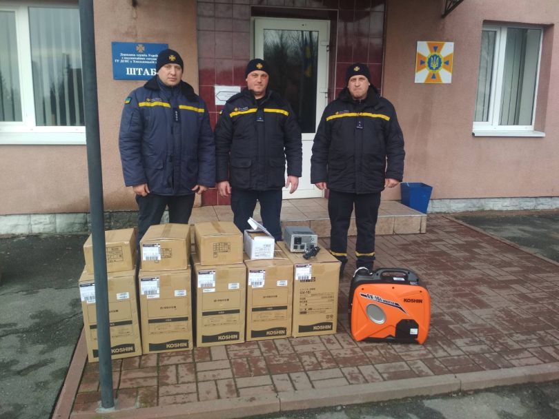 Фонд Тіни Кароль передав Україні генератори на 900 тисяч доларів