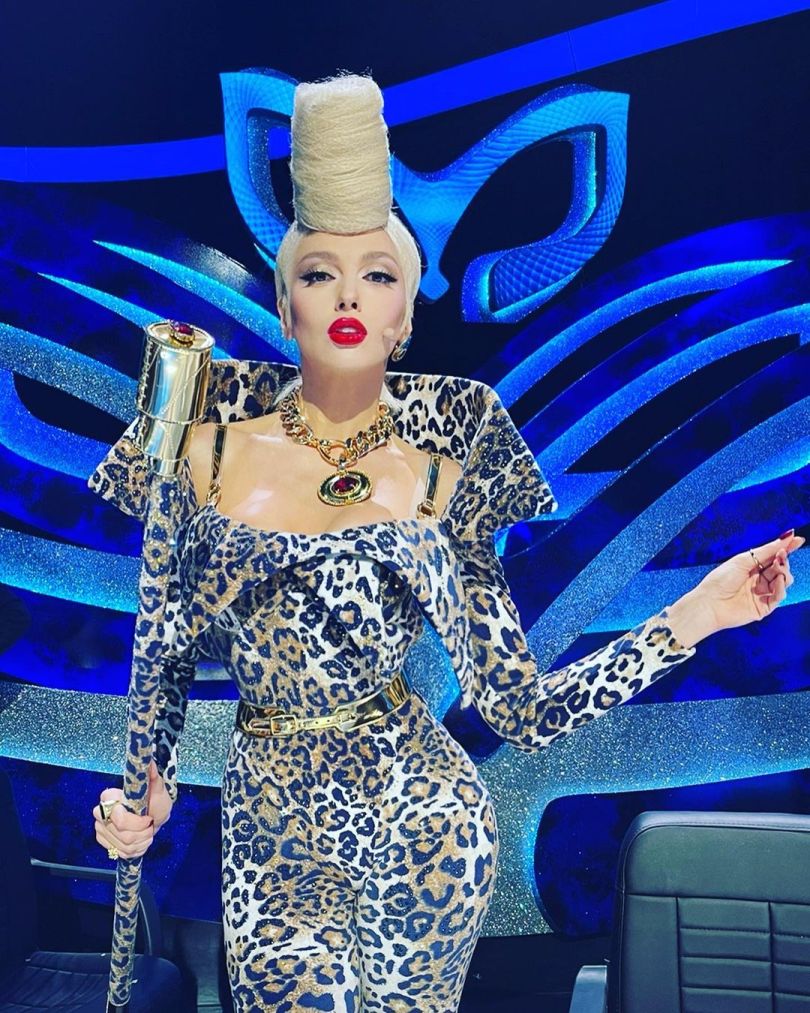 Оля Полякова