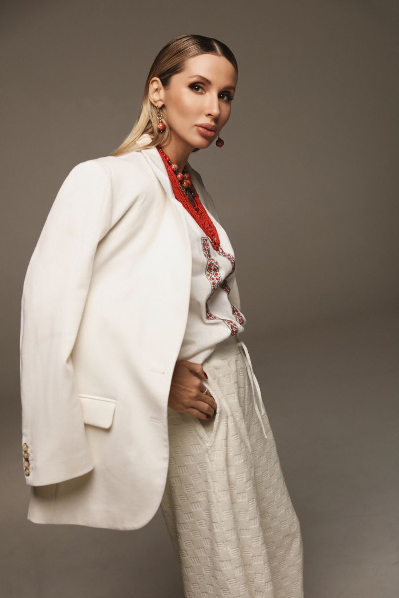 Світлана Лобода у стильній вишиванці