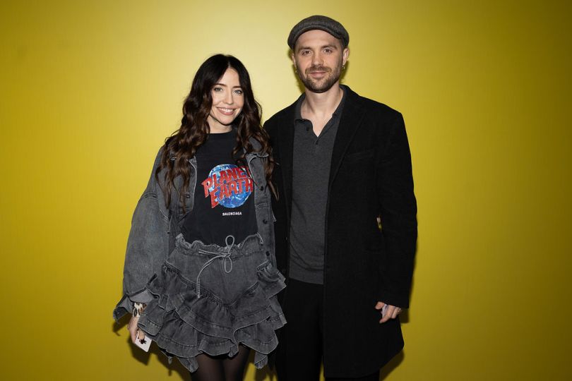 Надя Дорофєєва і Міша Кацурін на виставці Дмитра Монатіка