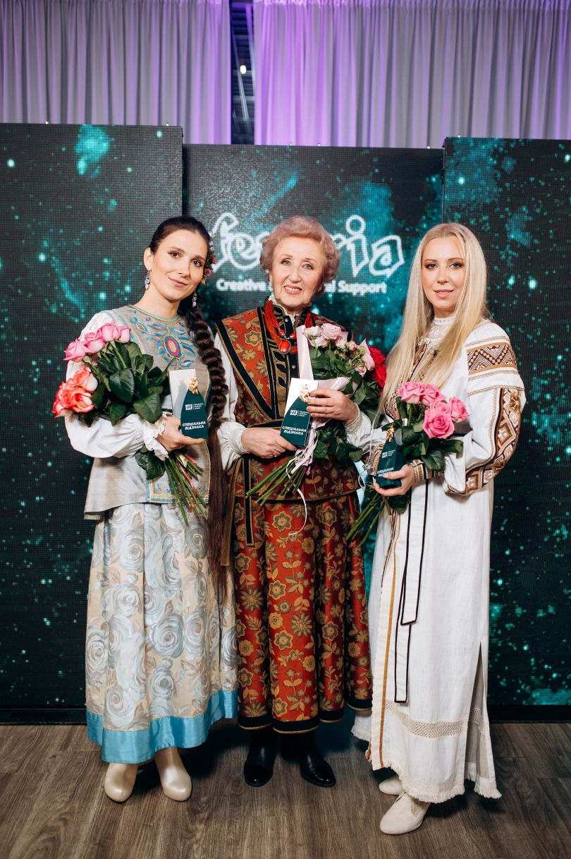 Спецнагорода тріо &quot;Золоті ключі&quot;