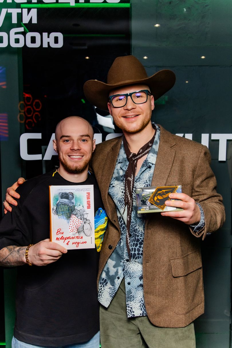 Олег Верняєв і Влад Дарвін