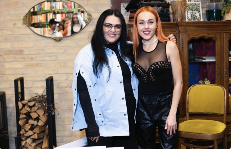 Олена Тополя