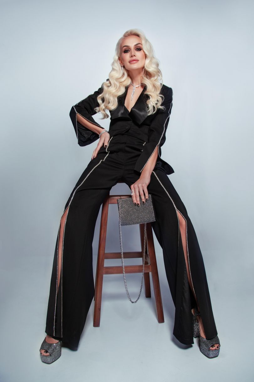 Анна Атепалихина