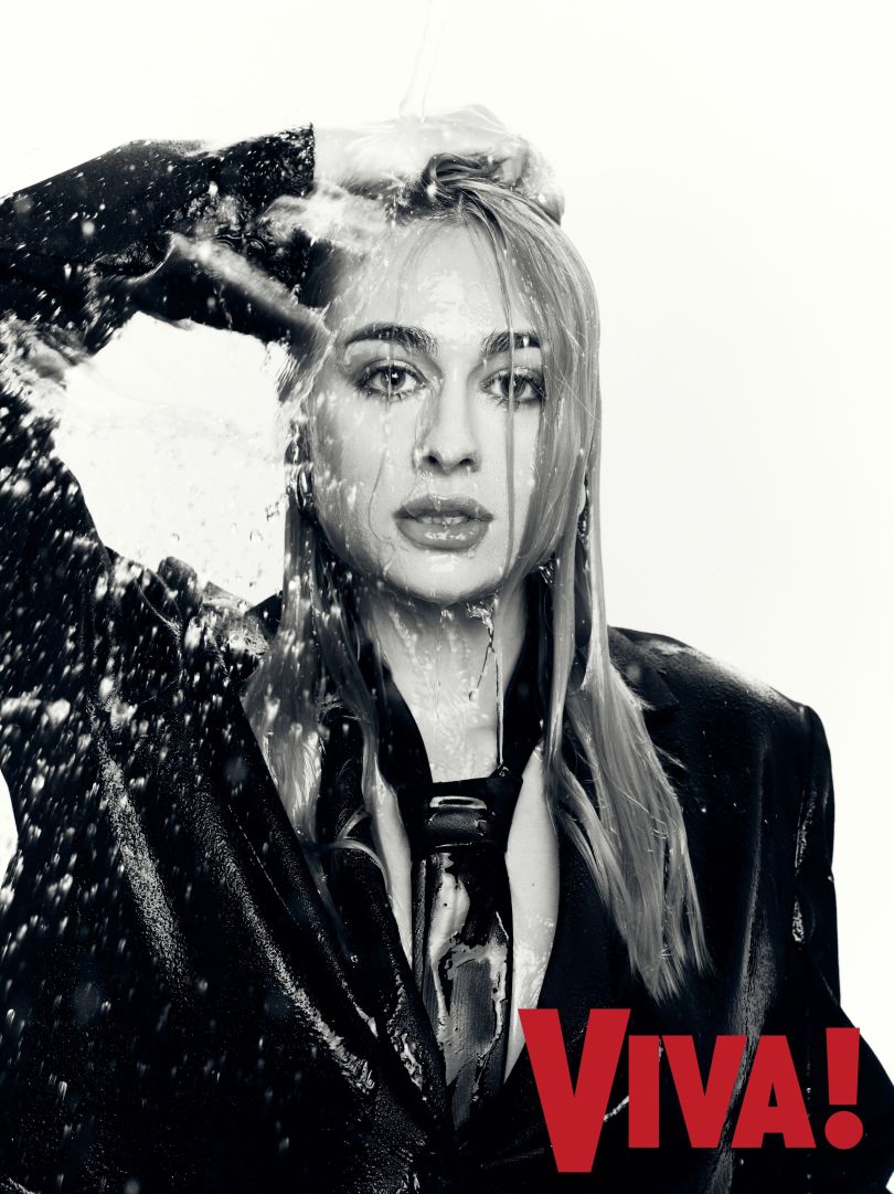 Анастасія Цимбалару в фотосесії для Viva!