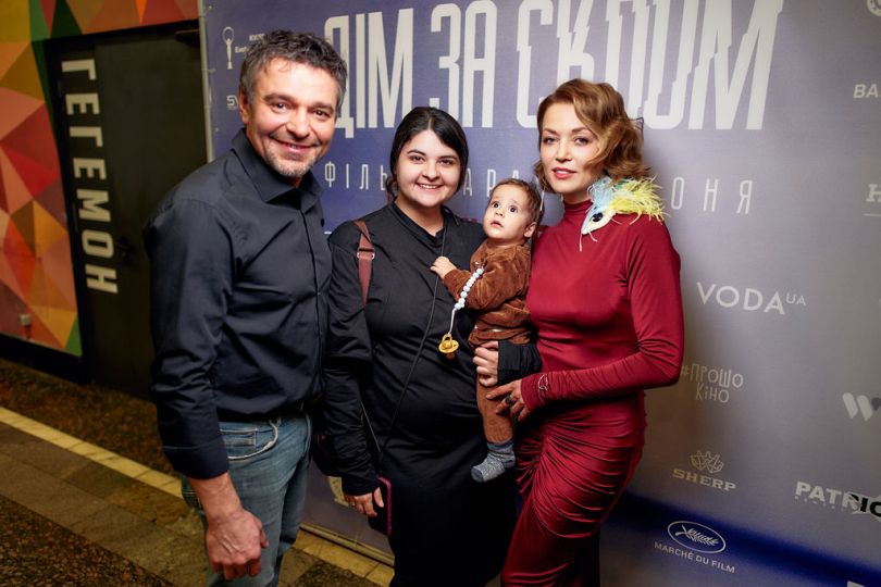 Тарас Дронь, Валерія Сочивець, Ірина Островська