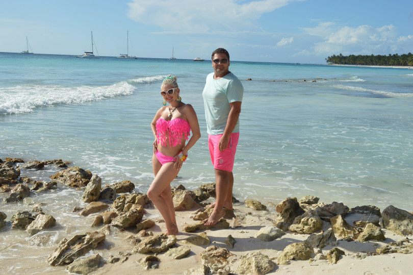 Катя Бужинская показала роскошную фигуру в бикини и рассказала о фантастическом отдыхе на Доминикане