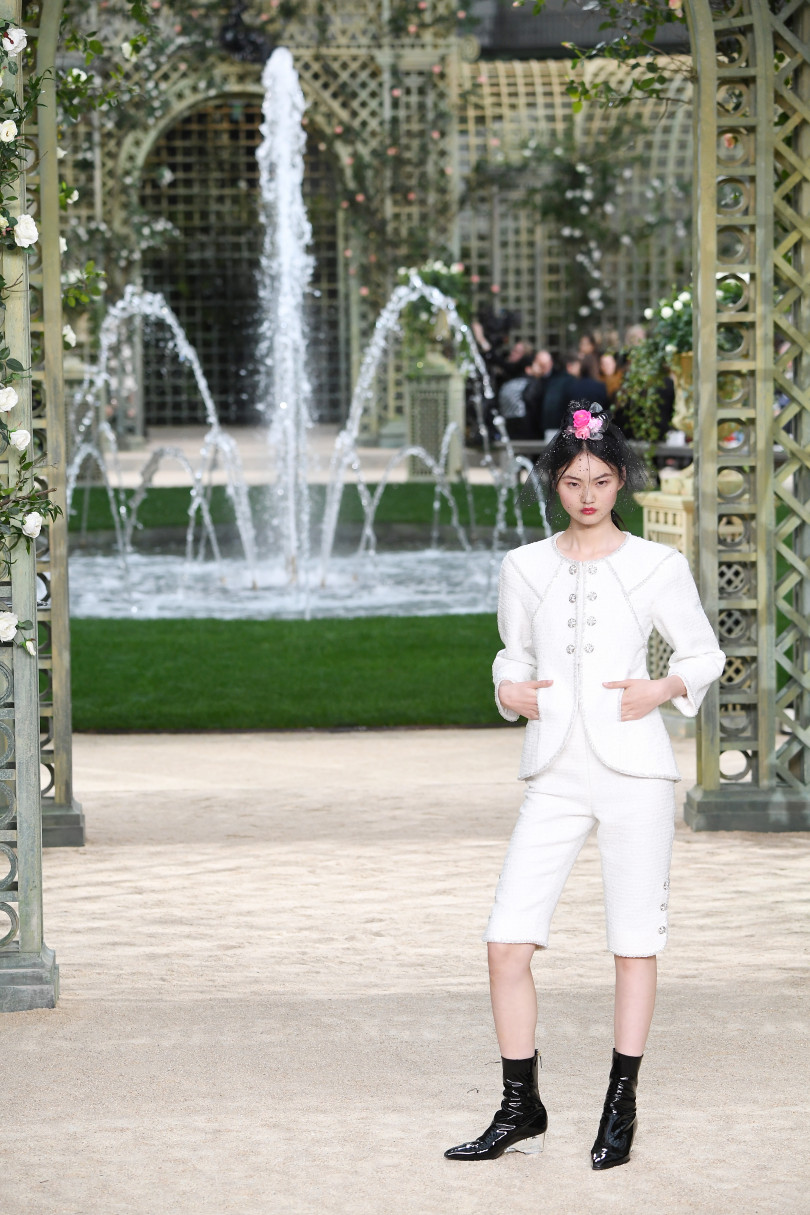 Показ Chanel в Париже