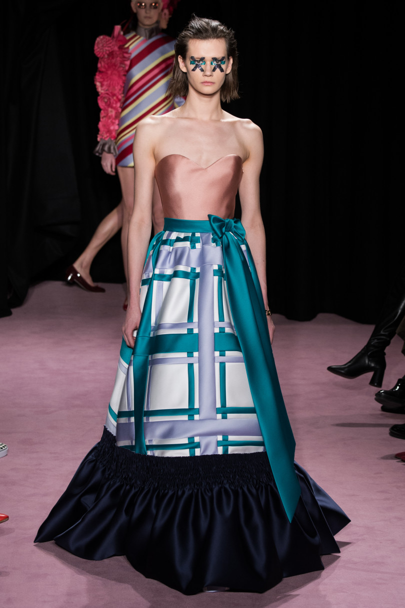 Viktor &amp; Rolf представили коллекцию, от которой невозможно отвести взгляд