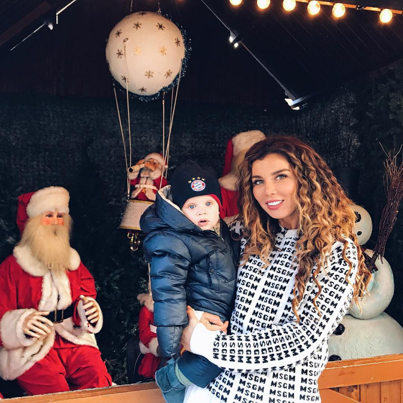 Анна Седокова сын